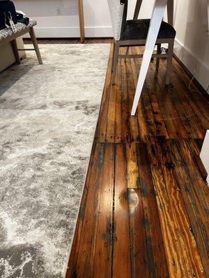 Hardwood floors to die for. The picture does not do them justice.