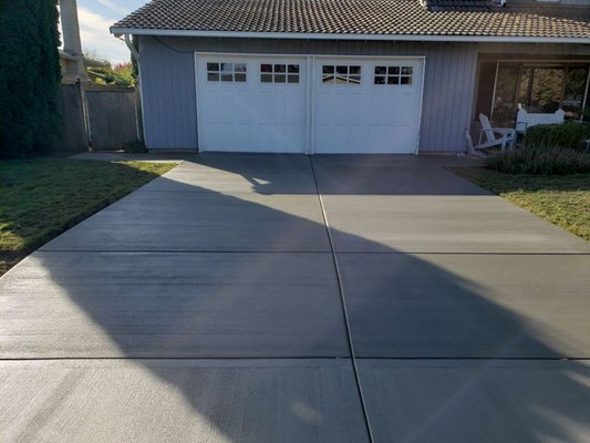 Broom Finish Concrete Driveway