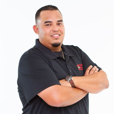 Luis Cadéna - Commercial & Residential Roof Estimator at Austin Roofing and Construction