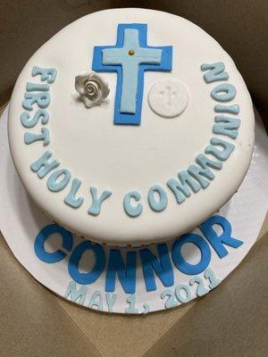 Beautiful First Holy Communion cake