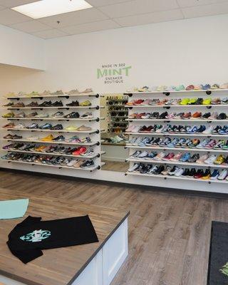 MINT 502 Sneaker Boutique