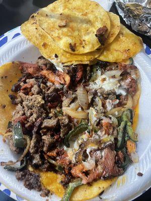 Brasada tacos plate