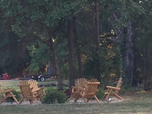 Nice sitting area with fire pit.