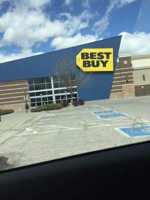 It's always nice when you get a close parking spot for an amazing store