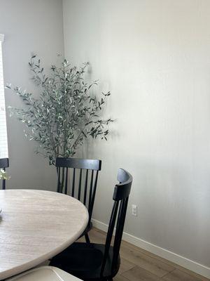 Kitchen walls look refreshed!