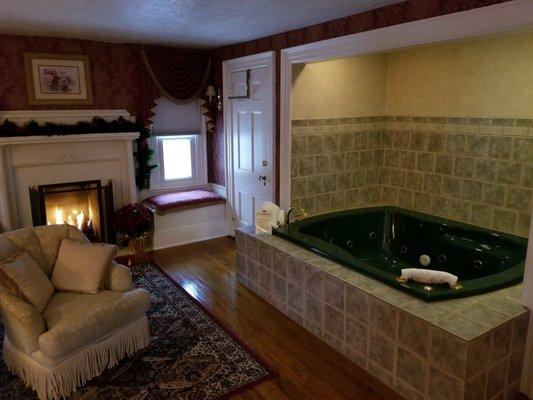 Julia's Suite Jacuzzi