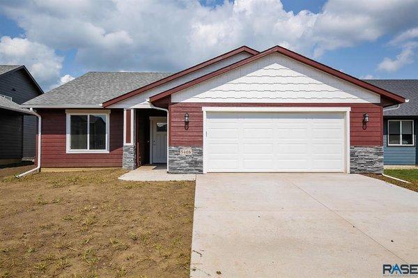 5408 E Revere Dr
Sioux Falls, SD
$339,800