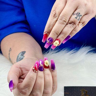 Acrylic nails design in Joplin