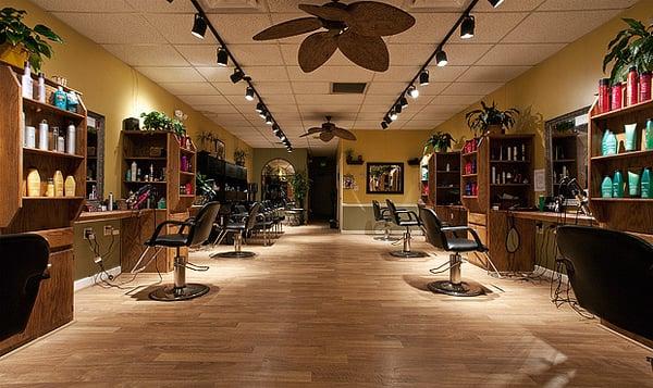 Interior shot of In Style Salon, Sykesville, Maryland