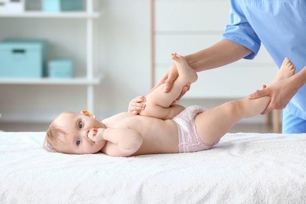 We help infants and new born babies, with gentle chiropractic care.