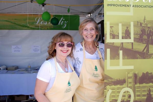 Donna Locke & Stella Balesh volunteers at the Los Feliz Improvement Assn. booth