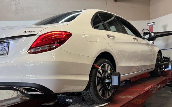 Mercedes Benz wheel alignment