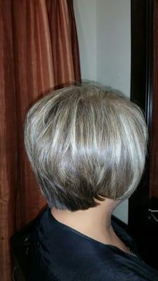 Bob Haircut, highlights and color