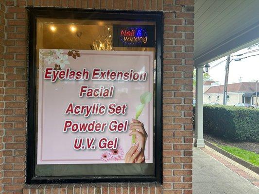 Eyelash Extension & Facial