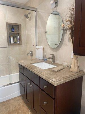 Residential Bathroom Counter & Tile Installation