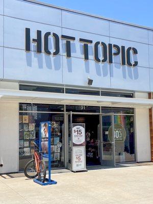 Hot Topic