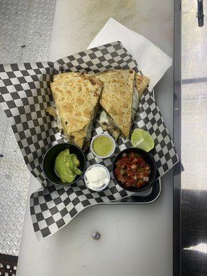 Quesadilla DeLuxe!!