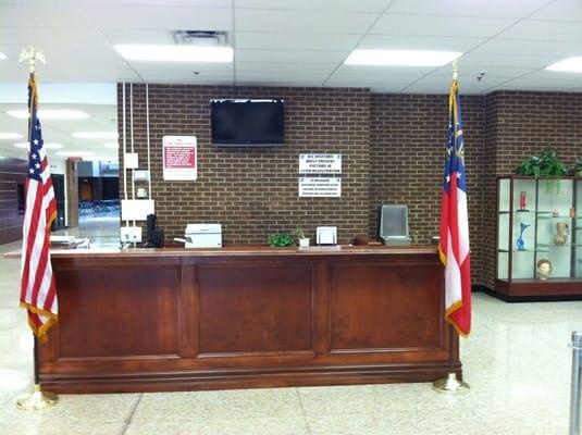 Visitors Desk