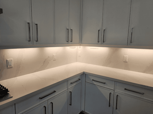 Under cabinet lighting