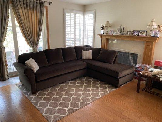 Chocolate sectional