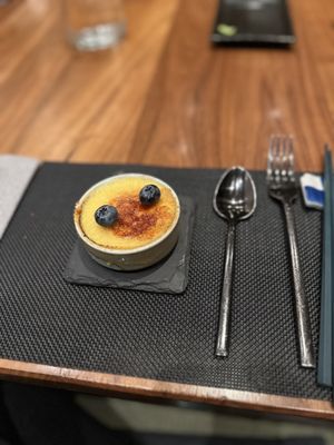 Yuzu crème brûlée