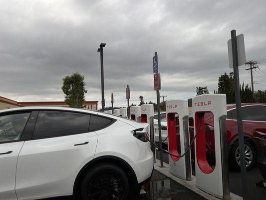 Tesla Supercharger - Diamond Bar