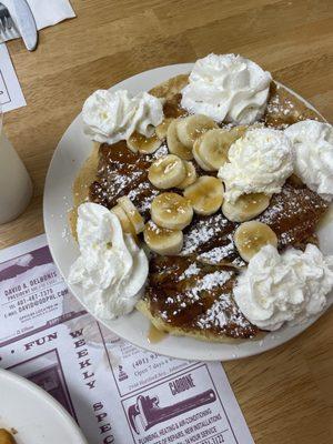 Caramel Walnut Banana Pancakes