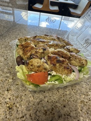 Grilled chicken kabob salad