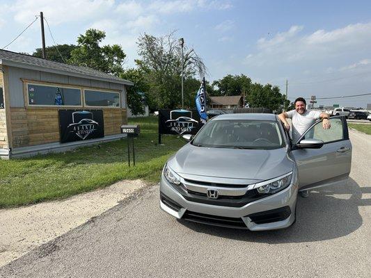 Congratulations Marcos on your new 2016 Honda Civic!