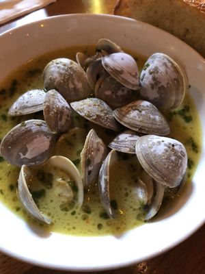 Steamed clams