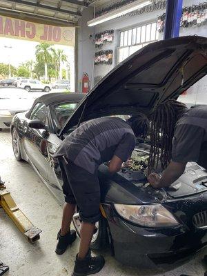 2 BMW Z4 full services being done