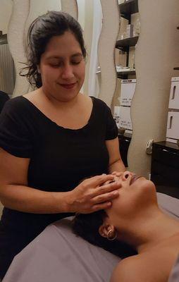 Thrive's amazing Esthetician Jessica giving happy facial vibes!