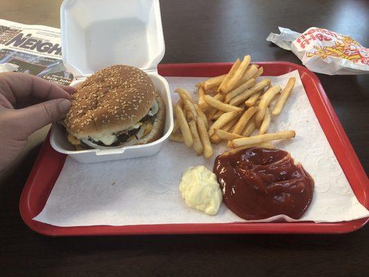 Legit old school burgers and awesome fries at this place