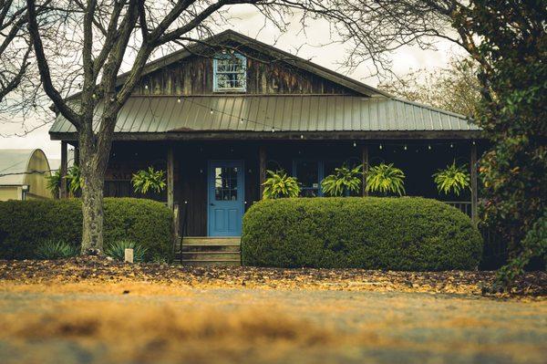 The gift shop in autumn