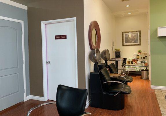 Sharon Skincare is in this back room of the hair salon HAIR NEWS.