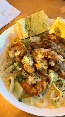 Shrimp & Chicken Alfredo