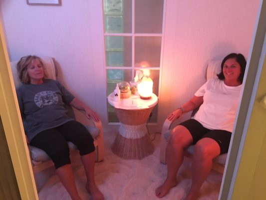 Enjoying the new KSAra service that combines Guided Meditation with Dry Salt Therapy