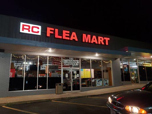 RC flea market and discount groceries