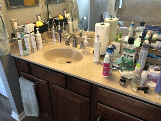 Have trouble keeping your bathroom organized?