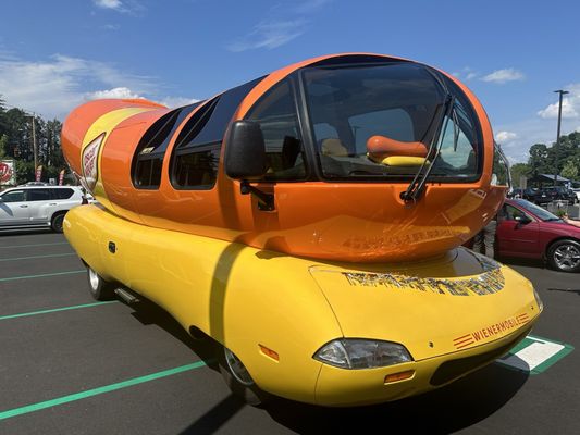 Weinermobile