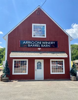 Arrigoni Winery Barrel Barn