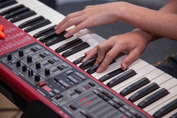 Keyboard and piano lessons