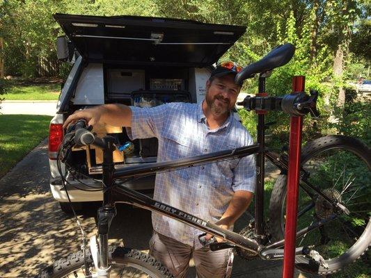 Mobile bike mechanic Justin Zaiser working his magic on my mountain bike.