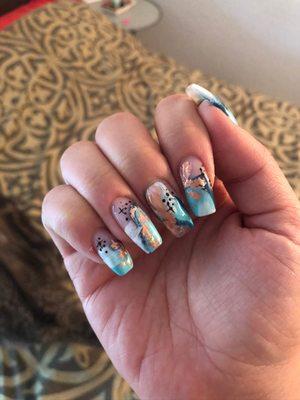 Aura Nail Design