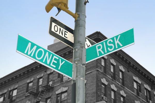 I help you make more money by  managing risk