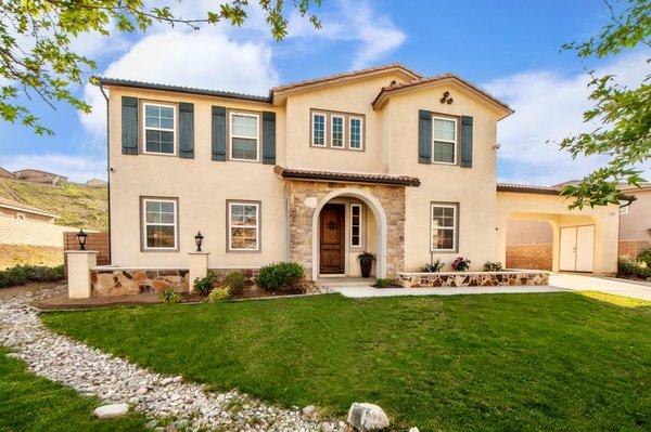 SOLD! 5464 N Valles Dr, San Bernardino 92407