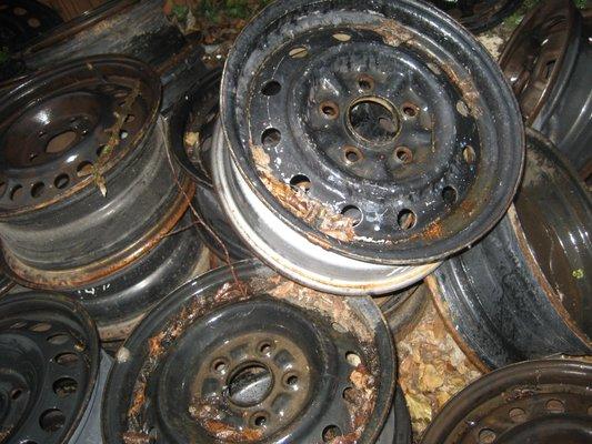 used wheels,rims, full sizes spares we have 200 used wheels $25-35 each