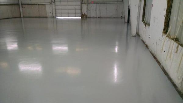 Heavy duty epoxy system for storage warehouse