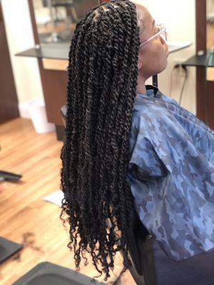 Passion twist Hair at 291 Salem
Street Medford Ma at Josee's Braiding Salon. Stunning ! Amazing! Beautiful