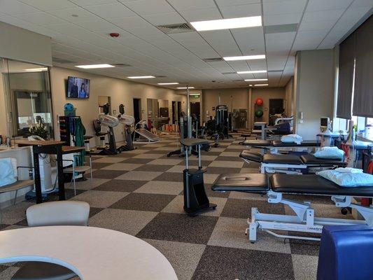 Feel your best with our certified physical therapists who create a treatment plan customized to meet your unique needs.